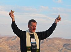 Bill presiding over the Eucharist in Israel.